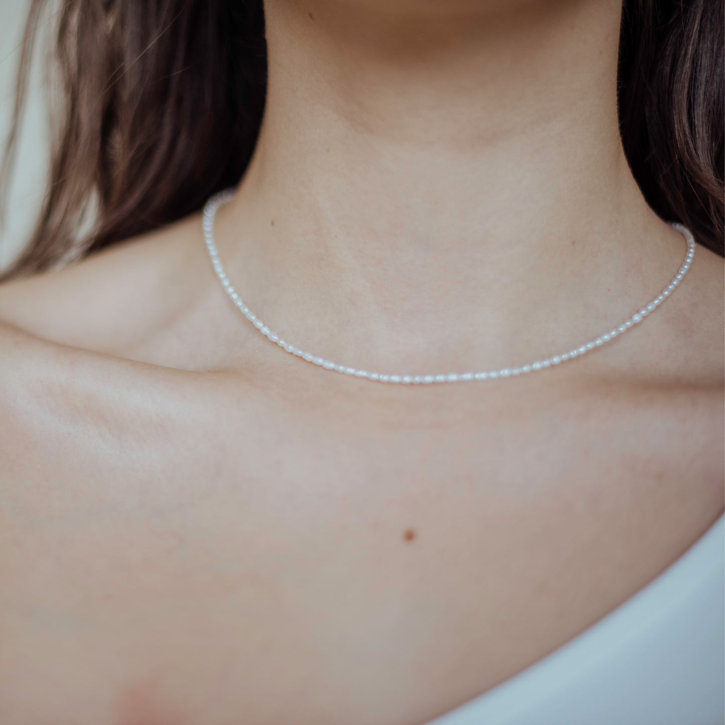Perlenohrhänger und Perlenkette